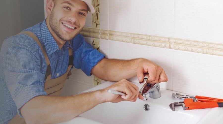 Professional clogged drains services in Hardesty, OK